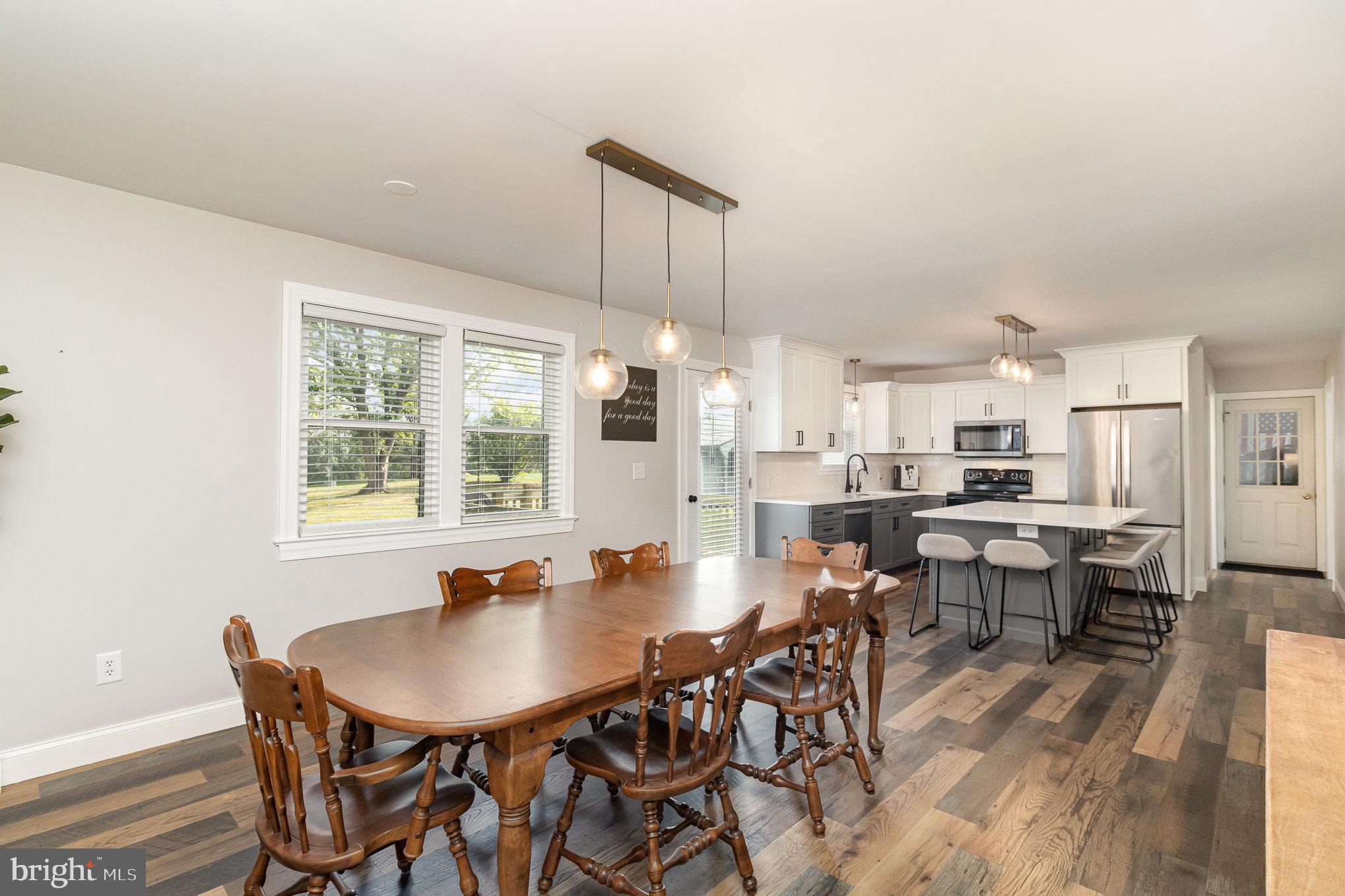 892 Hossler Road Manheim, PA 17545 - Photo 11 of 39 Dining Room