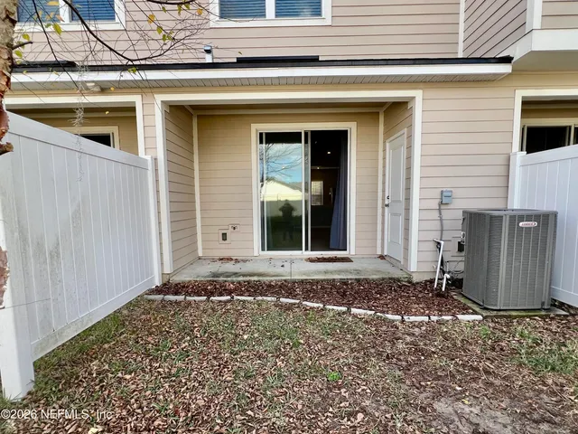 a view of a entrance door of the house