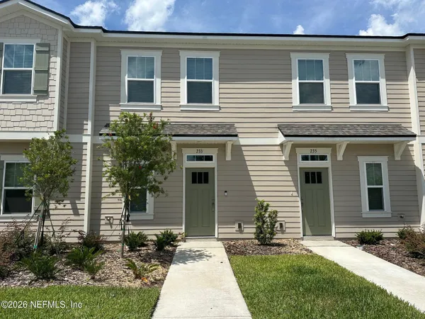 $1,450 | 233 Annies Place, Jacksonville, FL 32218