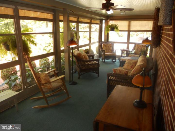 962 Weikel Road Lansdale, PA 19446 - Photo 19 of 25 Porch