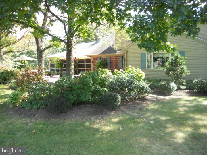 962 Weikel Road Lansdale, PA 19446 - Photo 23 of 25 Back Yard