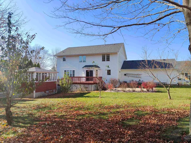 a front view of house with yard