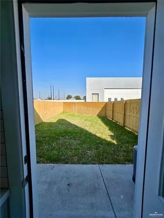 $1,400 | 9307 North 59th Lane, Mission, TX 78573