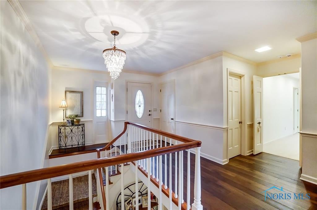 5347 Farmington Road Toledo, OH 43623 - Photo 2 of 49 Gallery Image 2