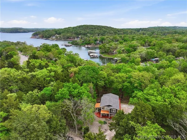 $500,000 | 718 West Kays Point Road, Lake Ozark, MO 65049