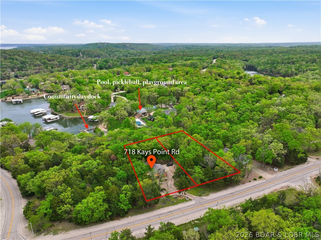718 West Kays Point Road Lake Ozark, MO 65049 - Photo 4 of 44 Walking distance to Four Seasons Amenities