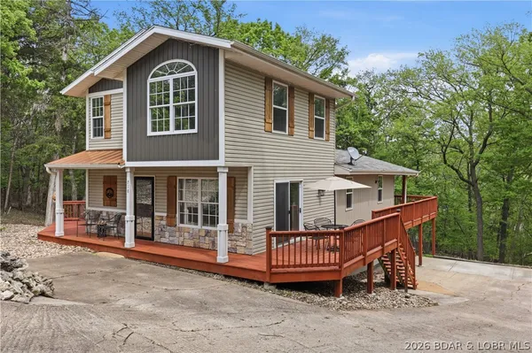 $500,000 | 718 West Kays Point Road, Lake Ozark, MO 65049