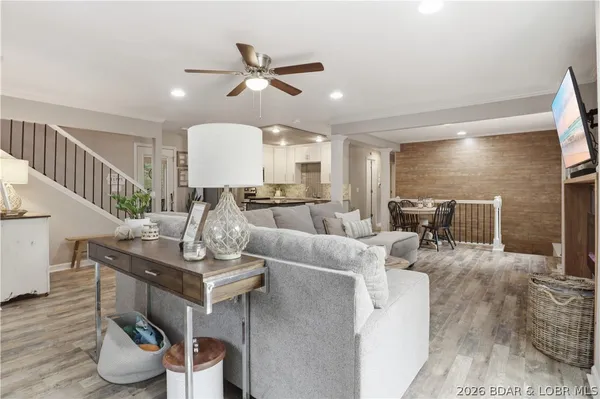 $500,000 | 718 West Kays Point Road, Lake Ozark, MO 65049