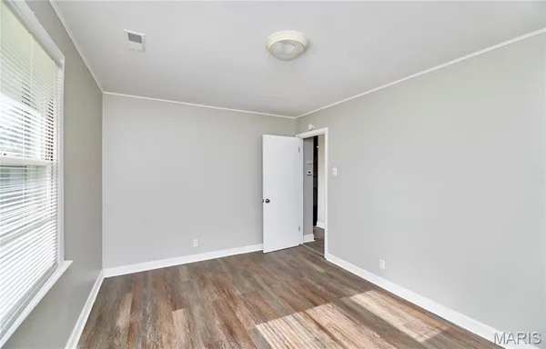 $1,400 | 29 Mary Ann Court, Florissant, MO 63031