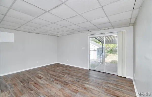 $1,400 | 29 Mary Ann Court, Florissant, MO 63031