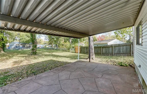 $1,400 | 29 Mary Ann Court, Florissant, MO 63031