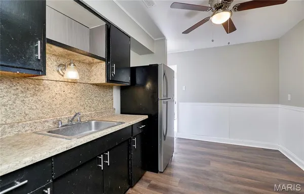 $1,400 | 29 Mary Ann Court, Florissant, MO 63031