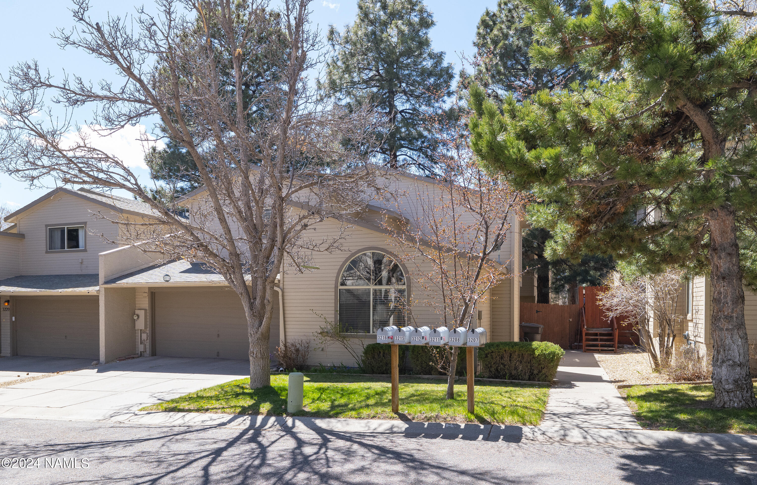 3216 Kyle Loop Flagstaff, AZ 86004 - Photo 2 of 25 P1191601