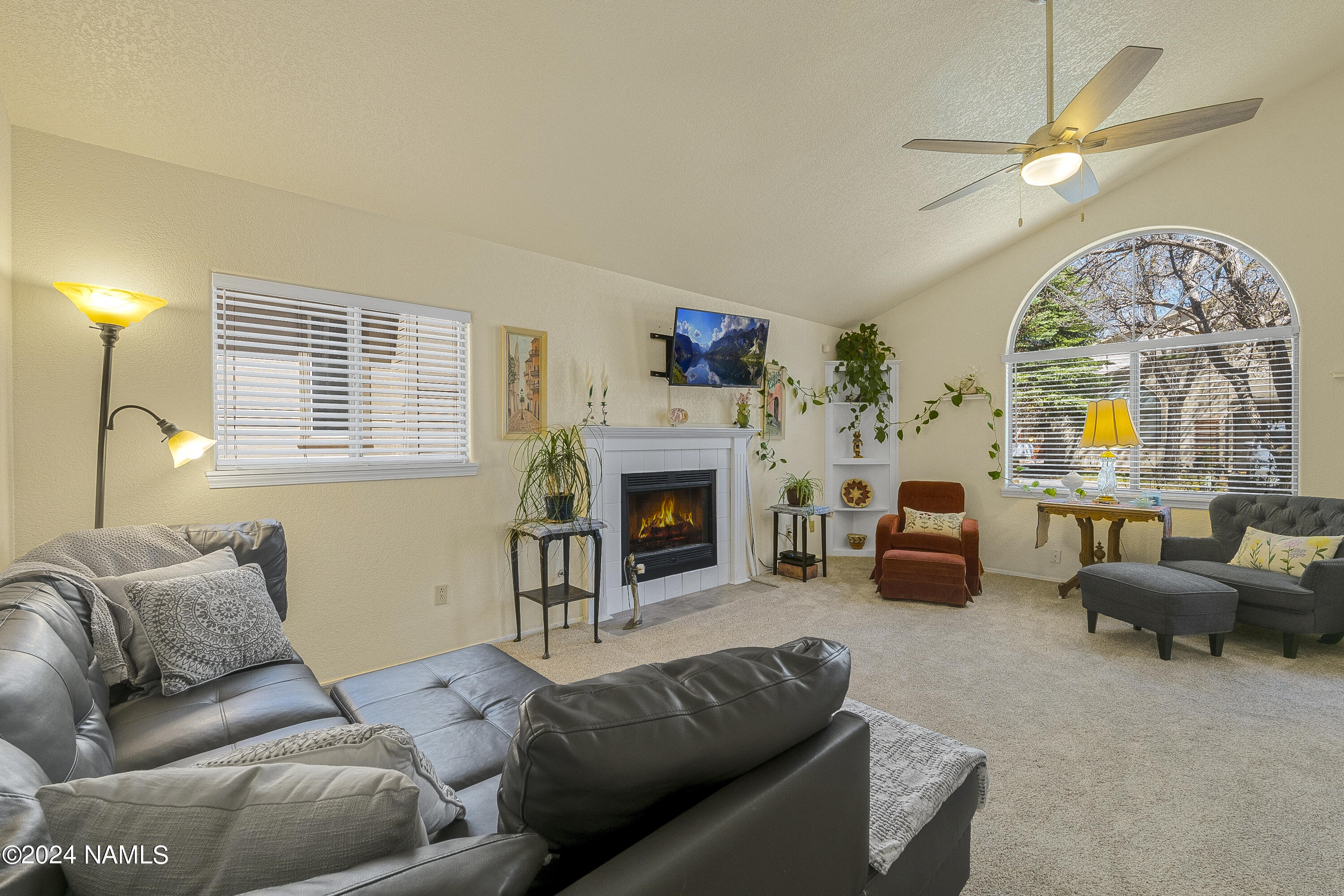 3216 Kyle Loop Flagstaff, AZ 86004 - Photo 10 of 25 3216-kyle-loop-flagstaff-az-usa-001