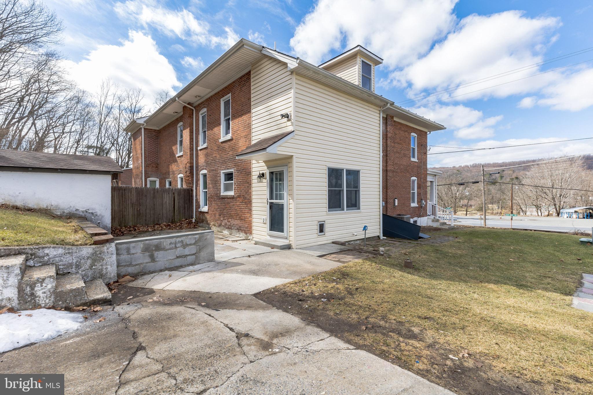 5 Ehst Road Bechtelsville, PA 19505 - Photo 4 of 26