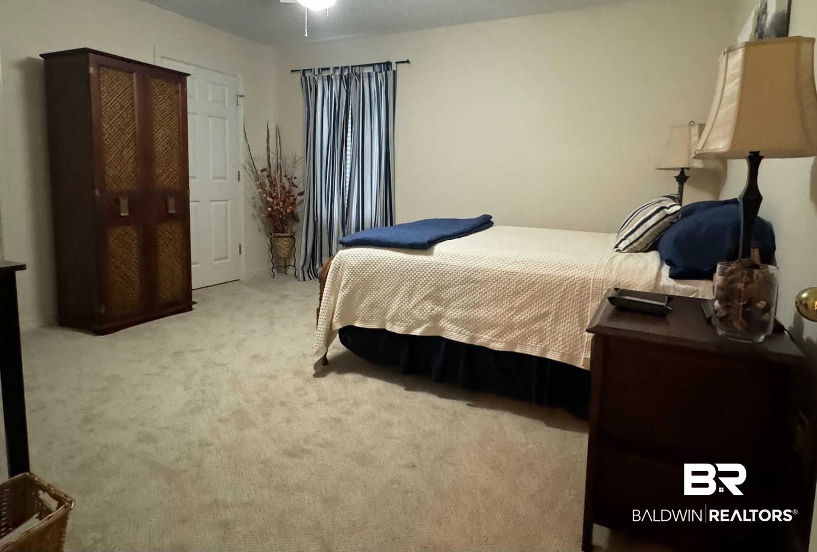 31163 Woodland Way Daphne, AL 36527 - Photo 28 of 44 View of carpeted bedroom