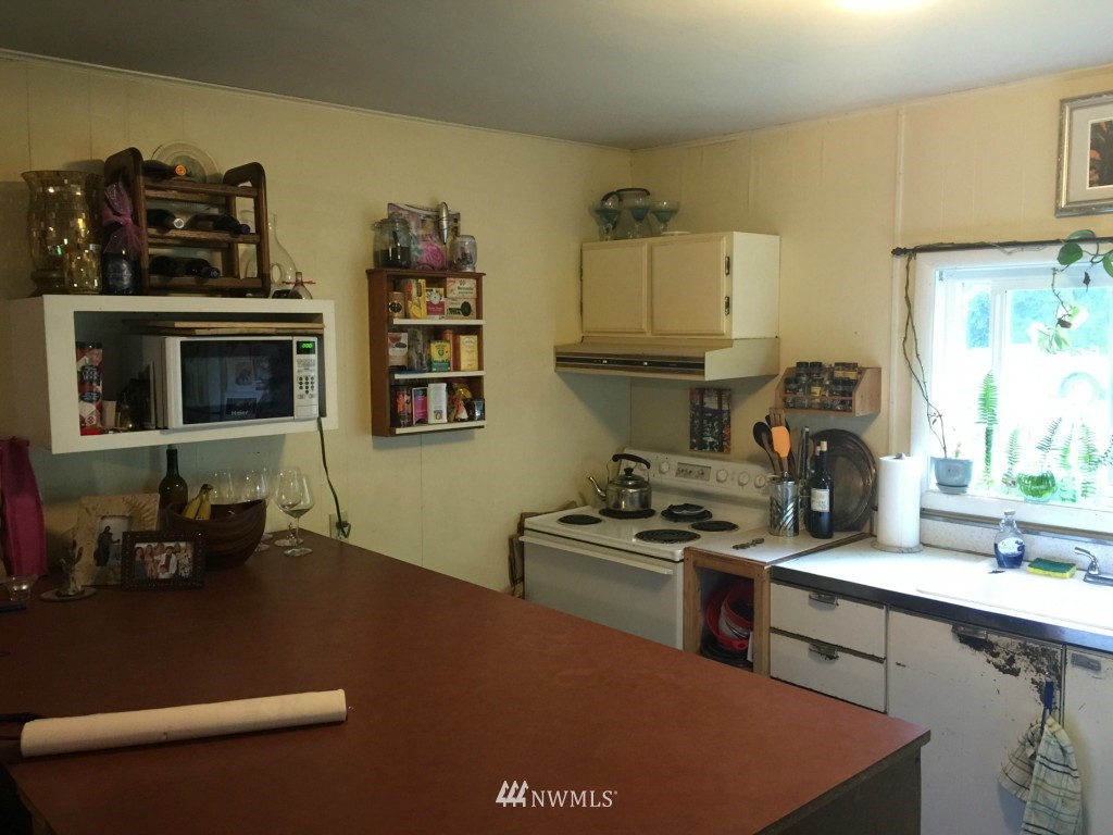 1432 Roy Road Bellingham, WA 98229 - Photo 3 of 14 Gallery Image 3