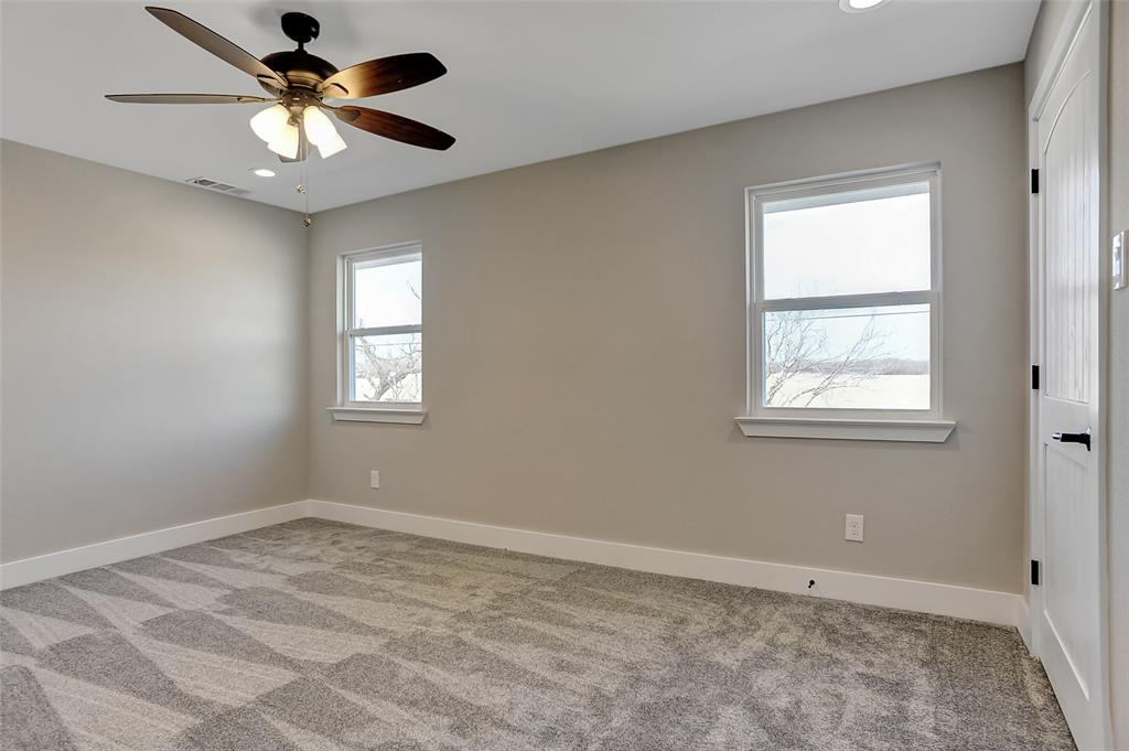 1304 Country Road Whitesboro, TX 76273 - Photo 21 of 28 Gallery Image 21