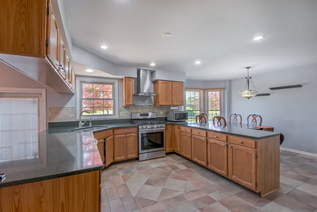 $597,000 | 1411 Steeplechase Road, Bartlett, IL 60103