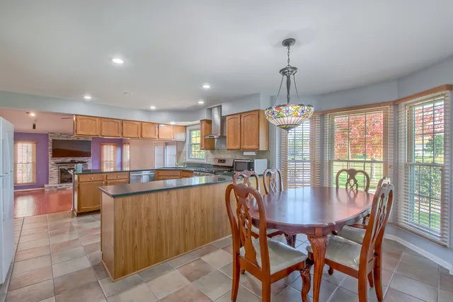 $597,000 | 1411 Steeplechase Road, Bartlett, IL 60103