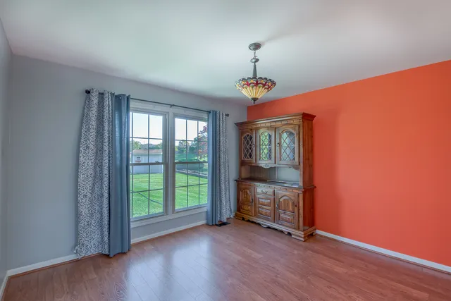 $597,000 | 1411 Steeplechase Road, Bartlett, IL 60103