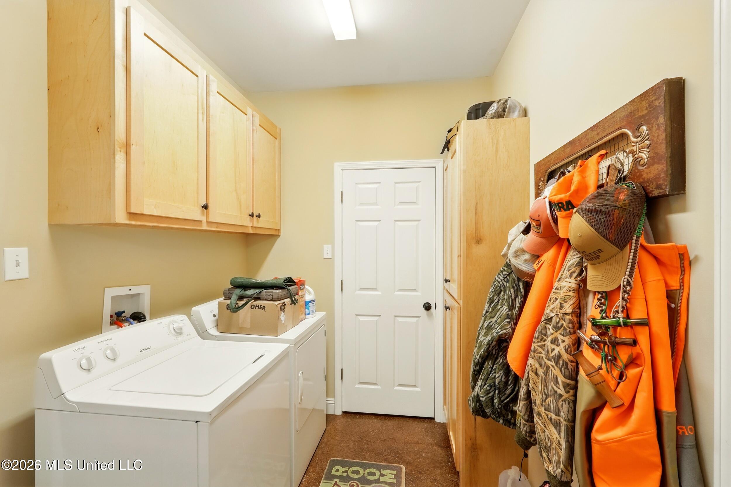 110 Tyner Branch Road Wiggins, MS 39577 - Photo 80 of 83 80_guest laudry