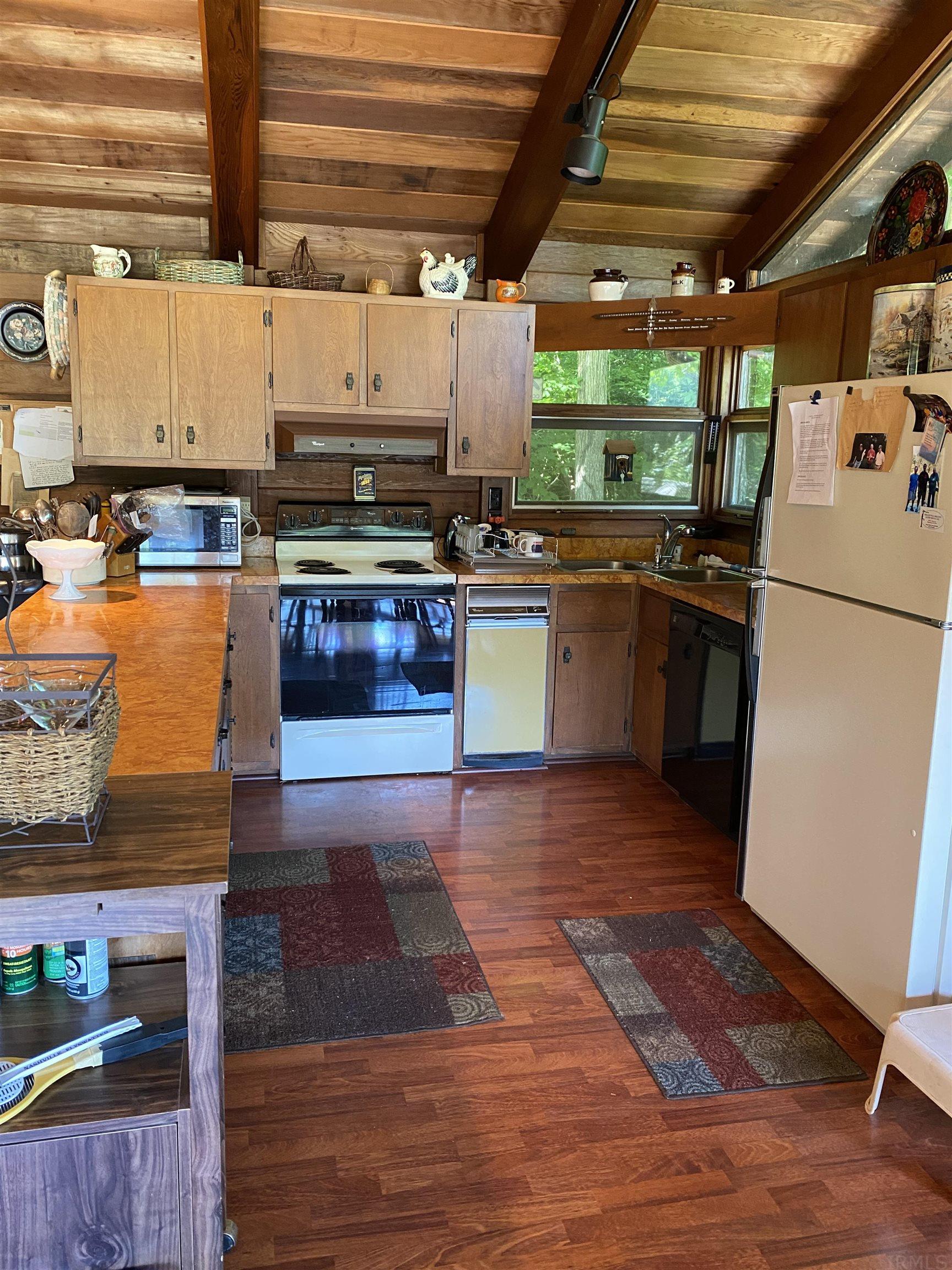 3537 West Moore Road Spencer, IN 47460 - Photo 13 of 23 Gallery Image 13