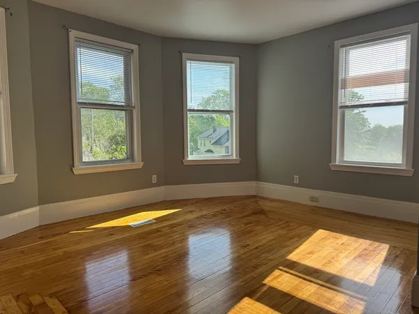 $875,000 | 15 Breck Street, Worcester, MA 01605