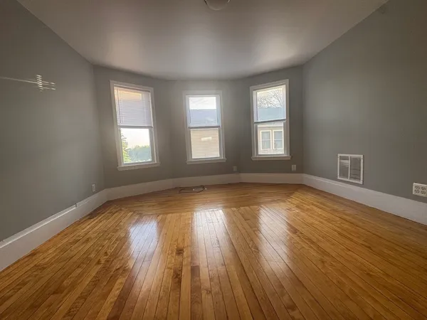 $875,000 | 15 Breck Street, Worcester, MA 01605