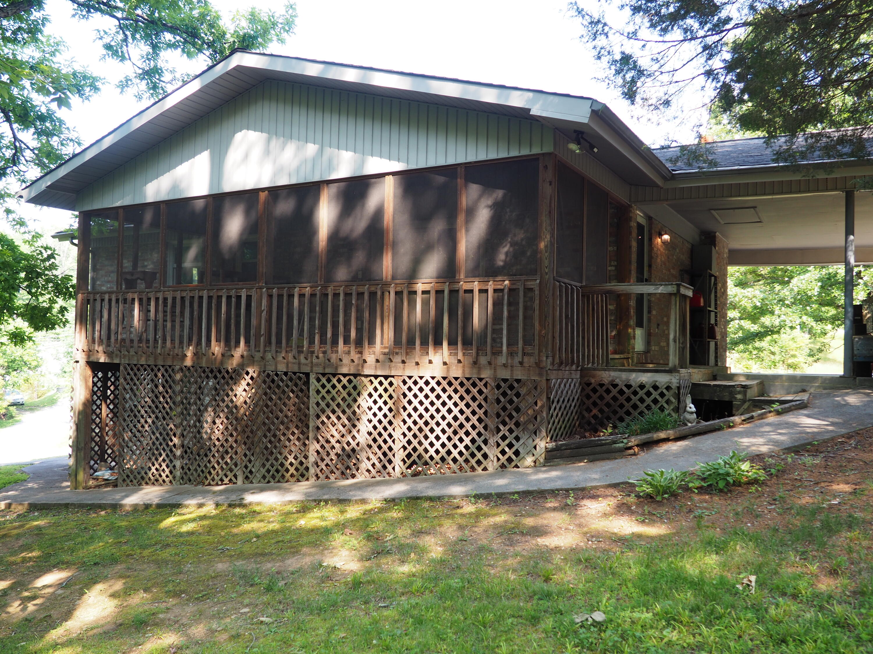 3205 Princeton Road Kingsport, TN 37660 - Photo 5 of 22 IMG_3984