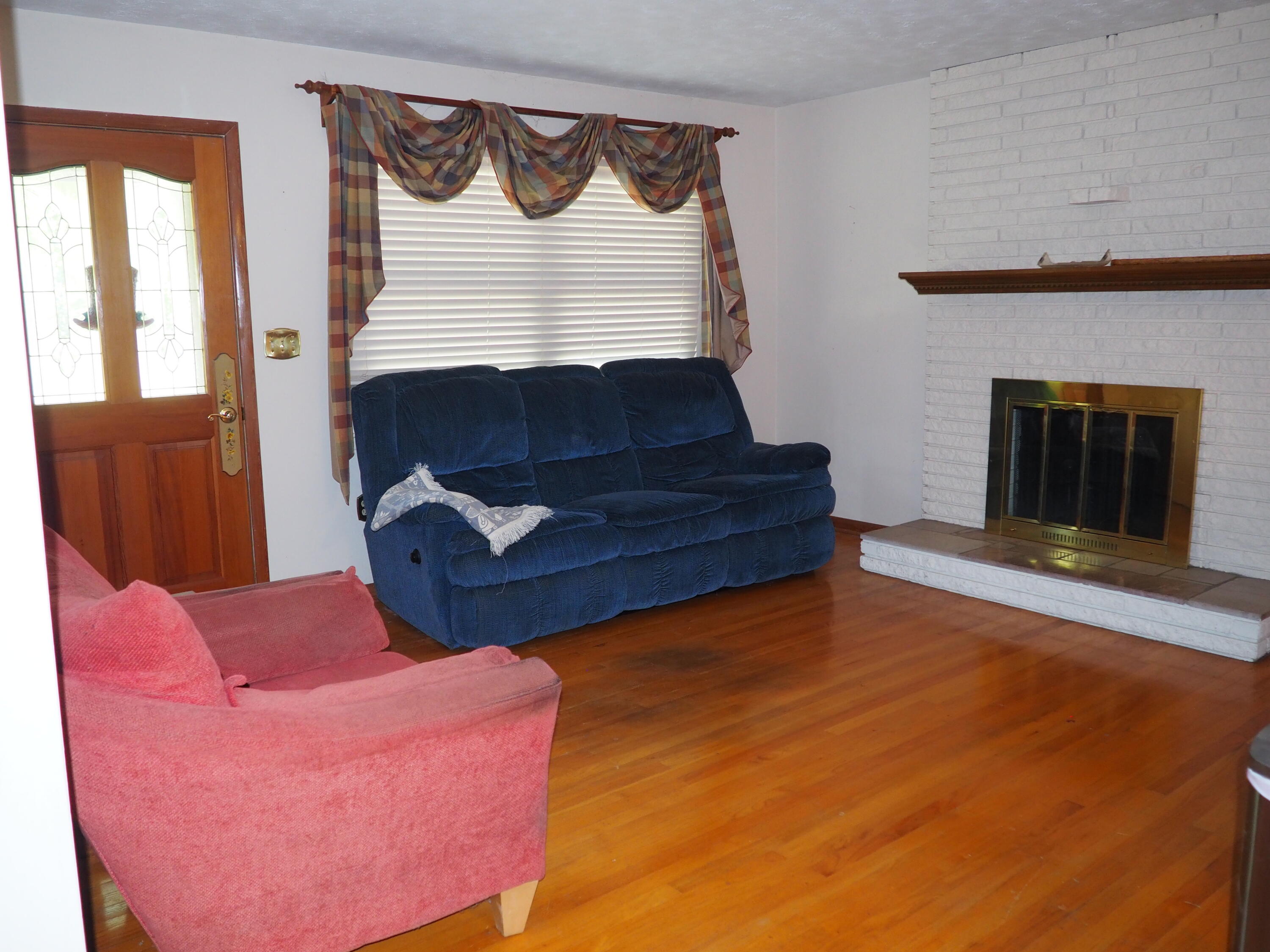 3205 Princeton Road Kingsport, TN 37660 - Photo 8 of 22 IMG_3998 (2)