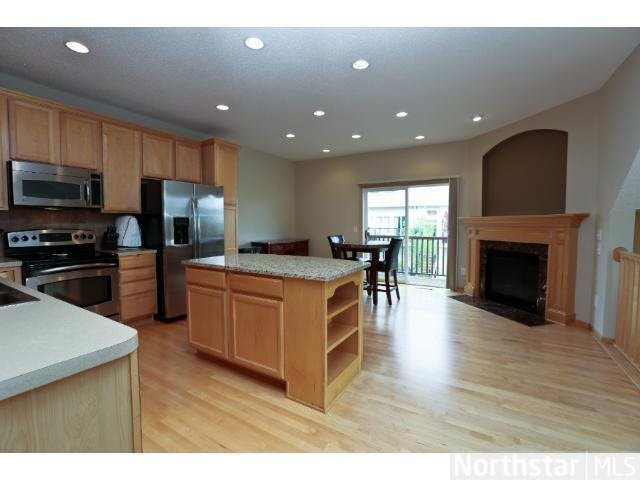 4322 Victor Path, Unit 1 Hugo, MN 55038 - Photo 4 of 18 Gallery Image 4