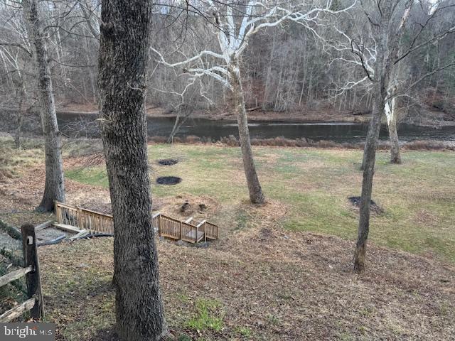 880 Macclesfield Road Furlong, PA 18925 - Photo 4 of 7 a backyard of a house with lots of green space
