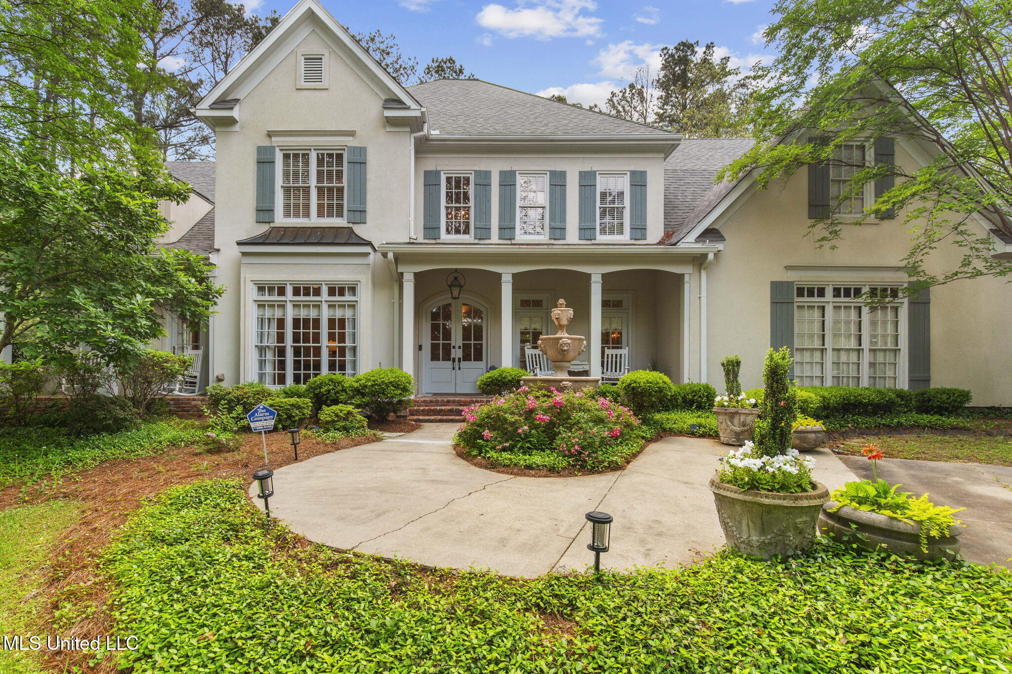 511 Pine Hill Place Flowood, MS 39232 - Photo 9 of 78 7-web-or-mls-511 Pine Hill-7