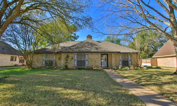 $349,900 | 15835 Mesa Gardens Drive, Houston, TX 77095