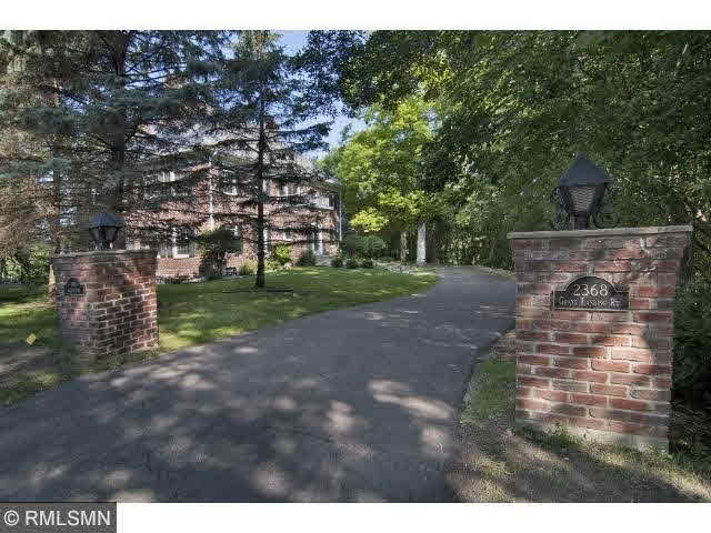 2368 Grays Landing Road Minnetonka, MN 55391 - Photo 2 of 18