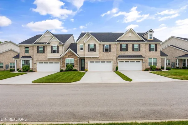 $525,000 | 11838 Gecko Drive, Knoxville, TN 37932