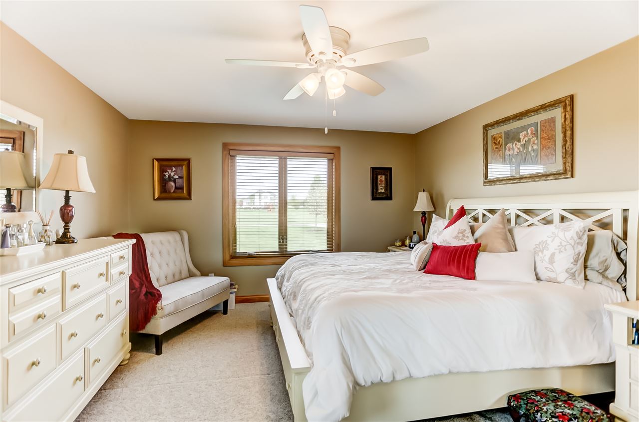 15633 Feighner Road Roanoke, IN 46783 - Photo 16 of 36