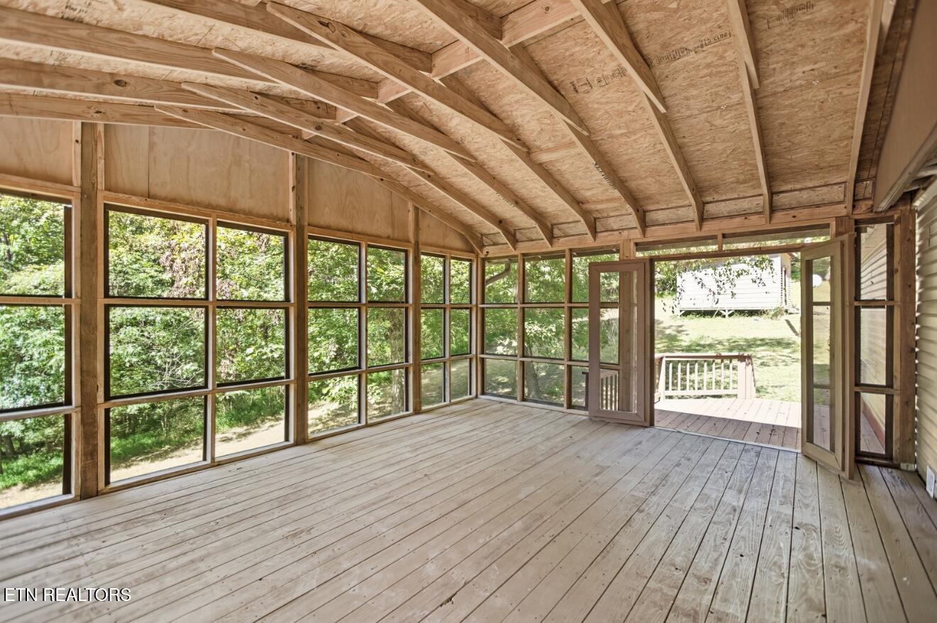 207 Chestnut Hill Road New Tazewell, TN 37825 - Photo 19 of 45 IMG_7647