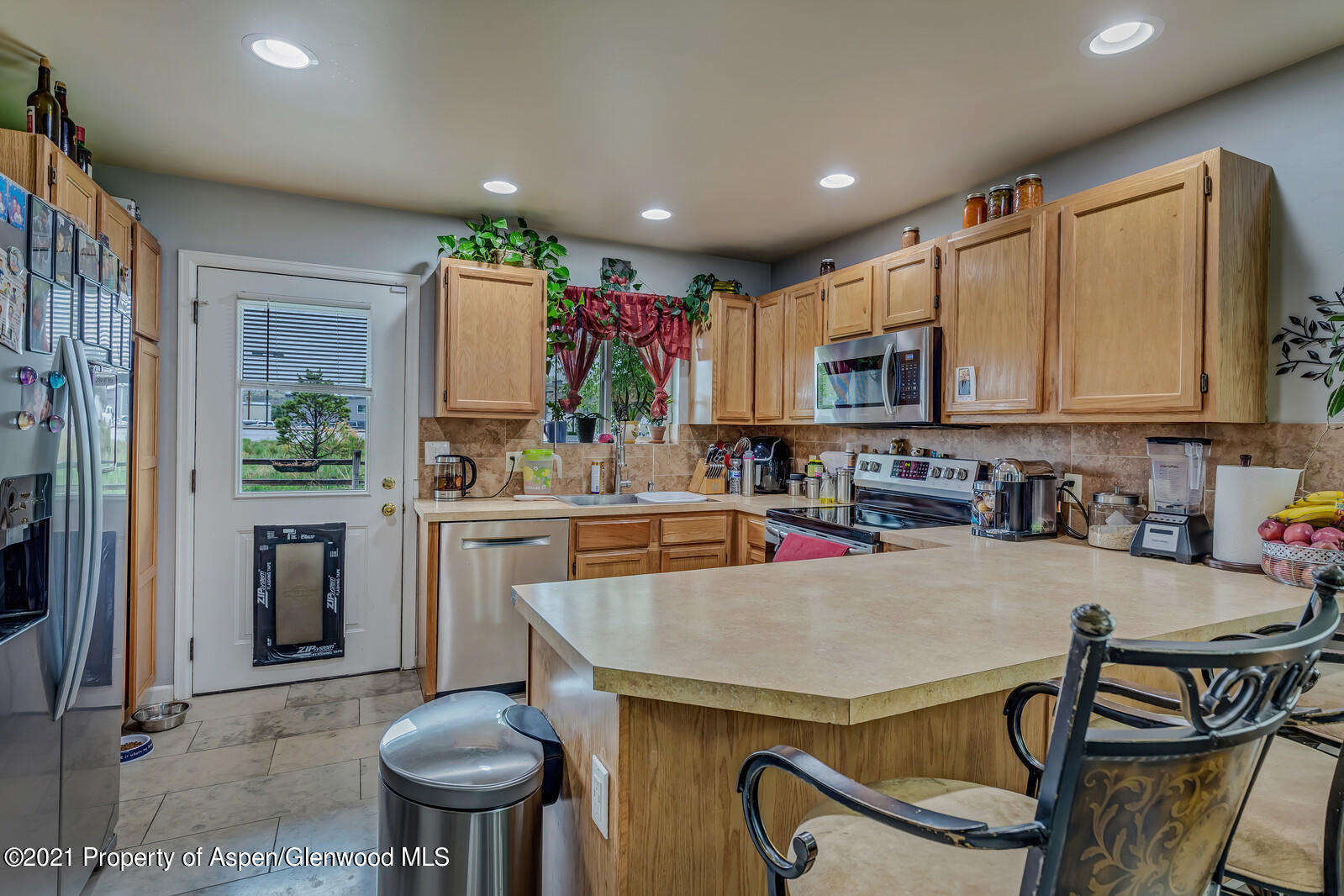 166 West 26th Street Rifle, CO 81650 - Photo 4 of 12 04_166_W_26th_Street004_mls