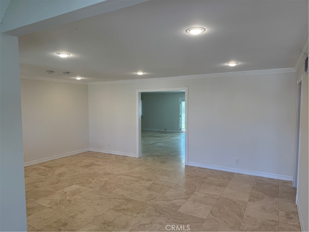20182 Kline Drive Newport Beach, CA 92660 - Photo 3 of 39 an empty room with an entryway