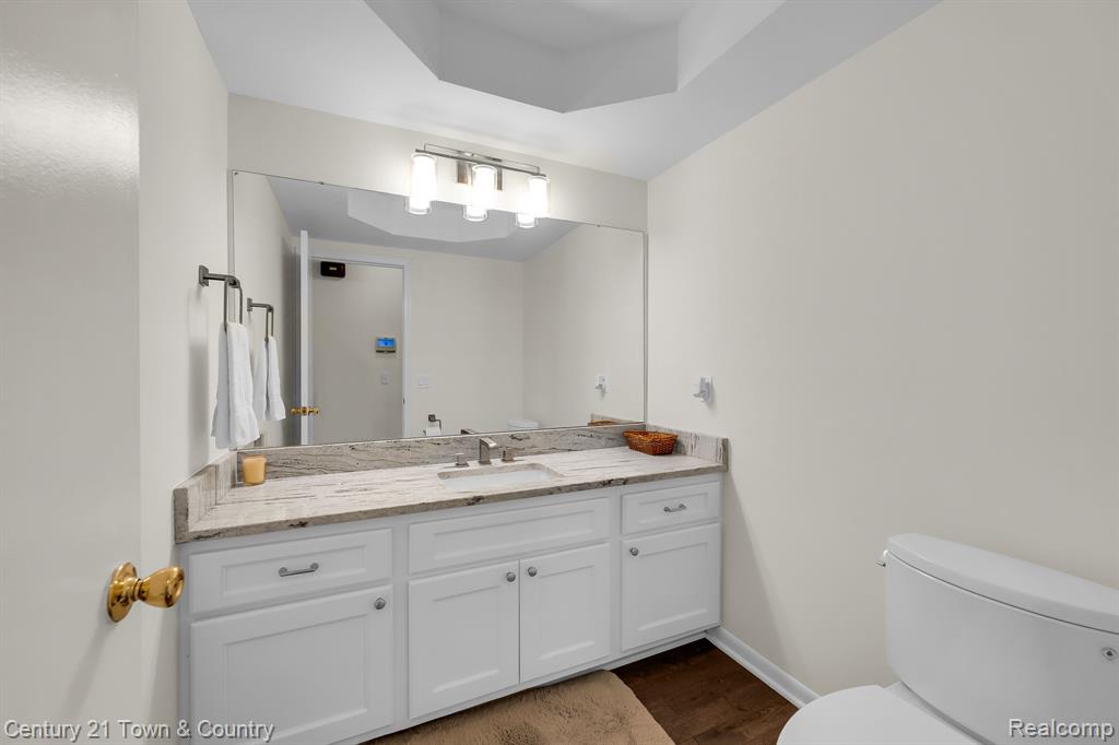 3660 Old Tree Court Rochester Hills, MI 48309 - Photo 15 of 41