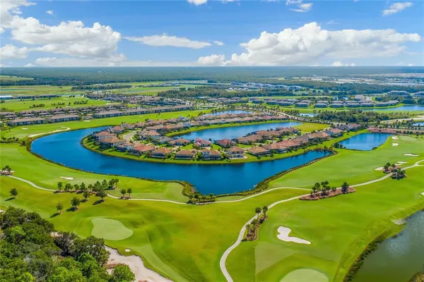 $295,000 | 18114 Gawthrop Drive, Unit 204, Bradenton, FL 34211