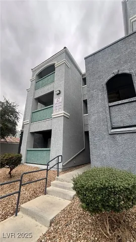 $205,000 | 6955 North Durango Drive, Unit 2085, Las Vegas, NV 89149