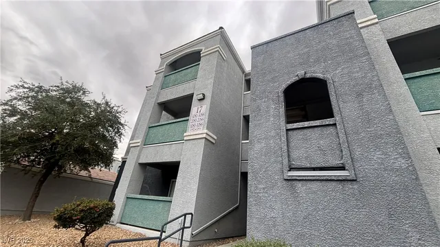$205,000 | 6955 North Durango Drive, Unit 2085, Las Vegas, NV 89149
