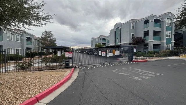$205,000 | 6955 North Durango Drive, Unit 2085, Las Vegas, NV 89149
