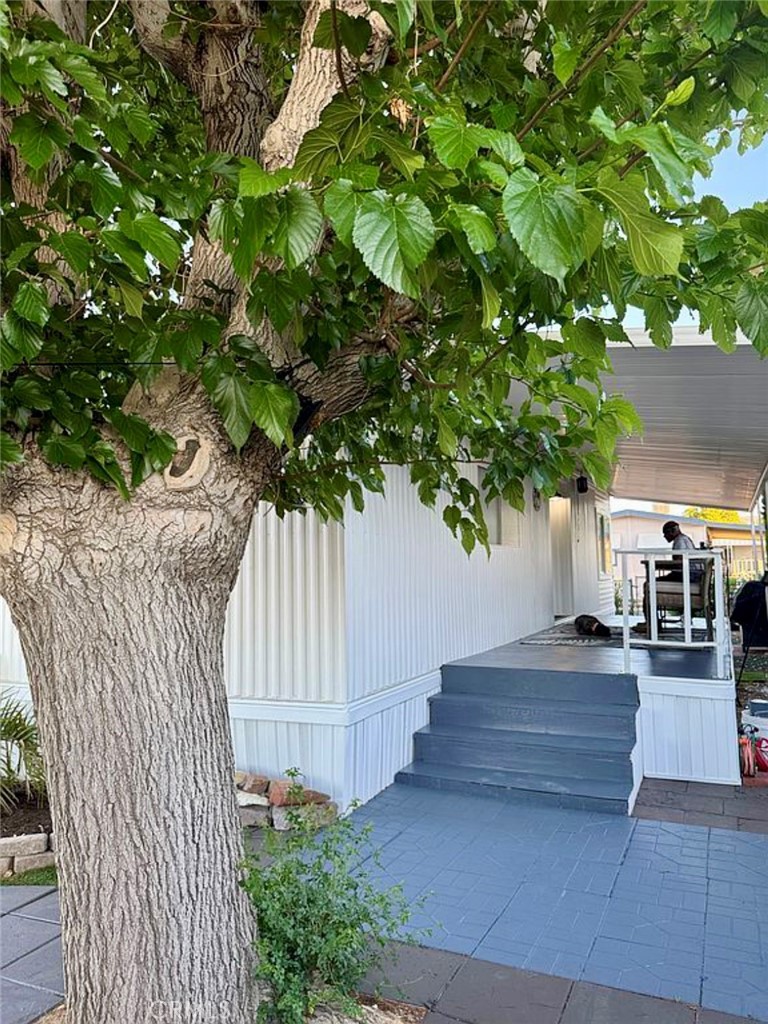 22601 Bear Valley Road, Unit 63 Apple Valley, CA 92308 - Photo 23 of 31 a view of a entrance of the house