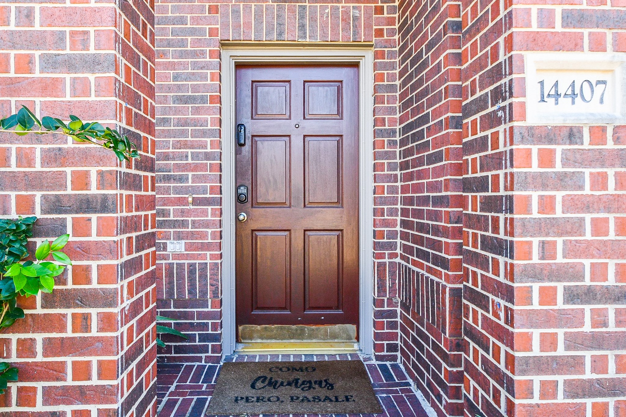 14407 Andrea Way Lane Houston, TX 77083 - Photo 2 of 29 a view of a brick building