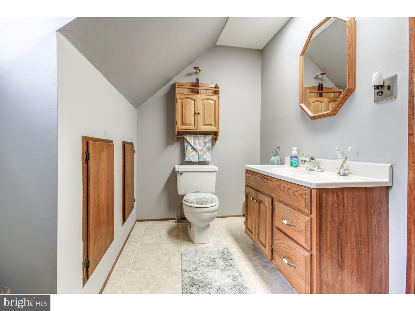 220 West Mill Road Maple Shade, NJ 08052 - Photo 19 of 25 Bathroom