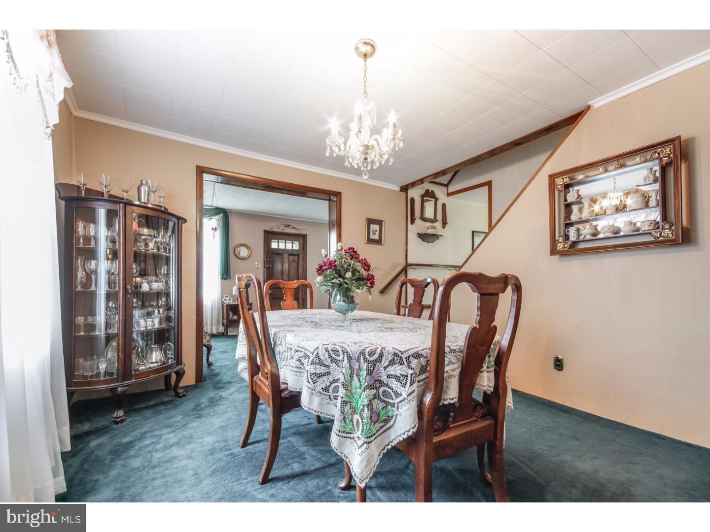 220 West Mill Road Maple Shade, NJ 08052 - Photo 5 of 25 Dining Room